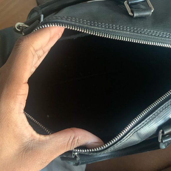 Black Louis Vuitton Epi leather Speedy - Picture 6 of 9